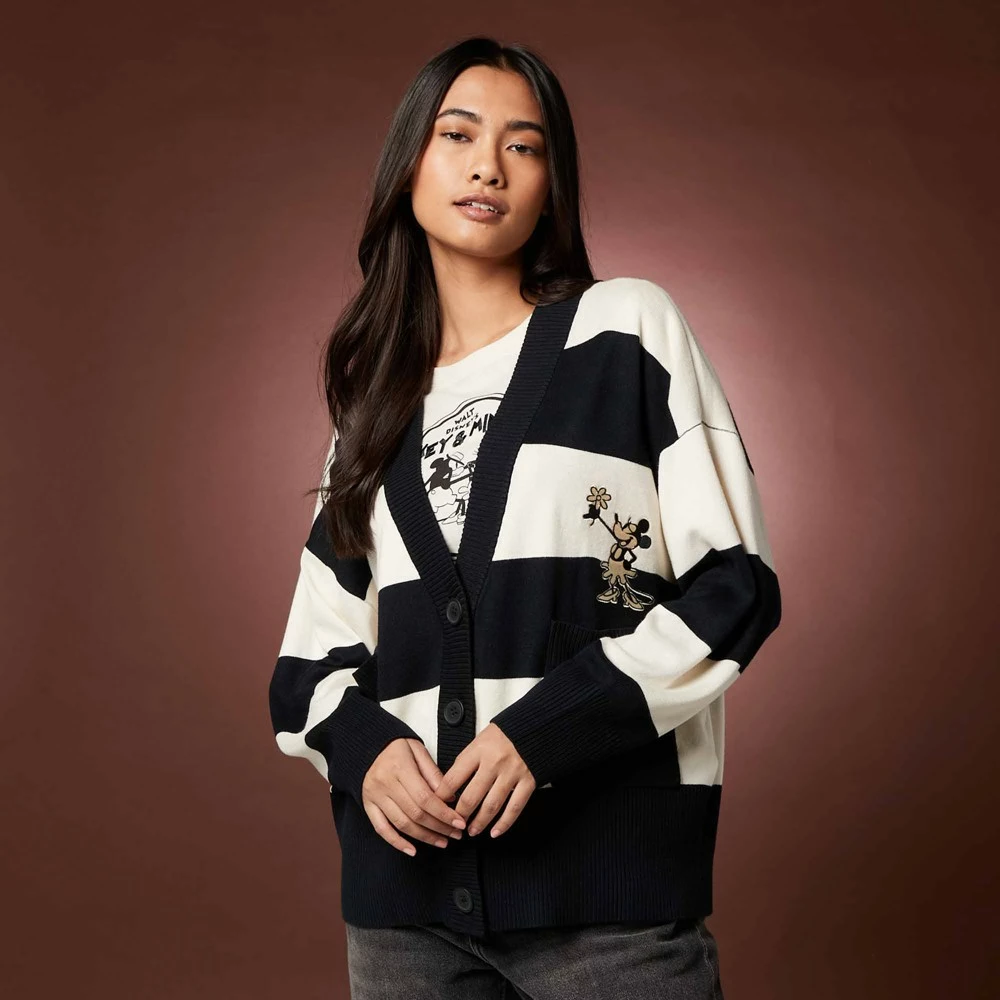 Disney Store Gilet Mickey Et Minnie Pour Femmes 2 Disney Store Gilet Mickey Et Minnie Pour Femmes – Image 2