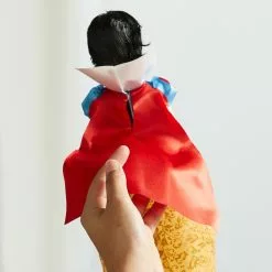 Disney Store Poupée Classique Blanche Neige -Disney Store 460011777986 4