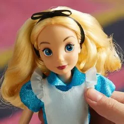 Disney Store Poupée Classique Alice Au Pays Des Merveilles 9 Disney Store Poupée Classique Alice Au Pays Des Merveilles -Disney Store 460012730508 3