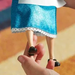 Disney Store Poupée Classique Alice Au Pays Des Merveilles 10 Disney Store Poupée Classique Alice Au Pays Des Merveilles -Disney Store 460012730508 4