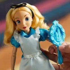 Disney Store Poupée Classique Alice Au Pays Des Merveilles 11 Disney Store Poupée Classique Alice Au Pays Des Merveilles -Disney Store 460012730508 5