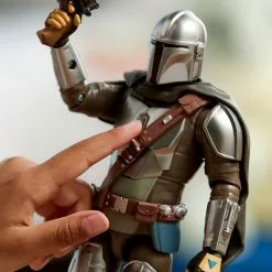 Disney Store Figurine The Mandalorian Articulée Et Parlante -Disney Store 461012226442 4