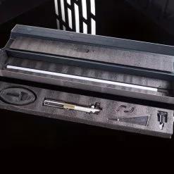 Disney Store Sabre Laser Legacy Skywalker -Disney Store 461063589503 5