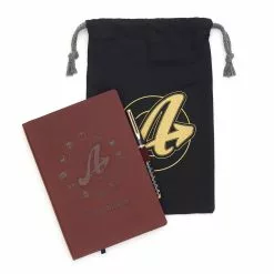 Disney Store The Prince's Trust Carnet Avec Stylo Avengers Par Aisha Qureshi