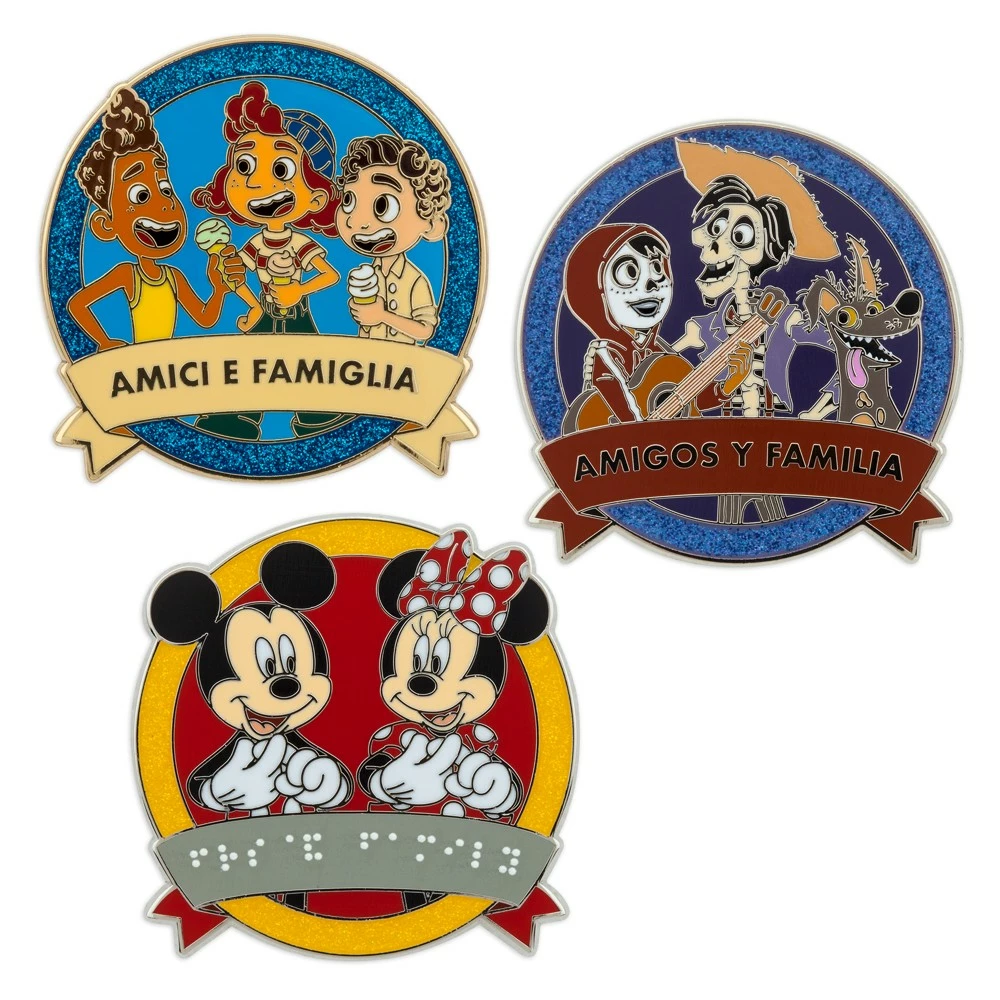 Disney Store Disney One Family Ensemble De Pin's Mystère "Friends And Family" Multilingue 2 Disney Store Disney One Family Ensemble De Pin's Mystère "Friends And Family" Multilingue – Image 2